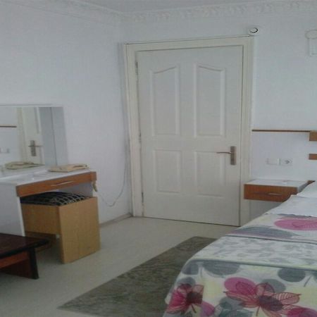 Hotel Ulke Γιάλοβα Εξωτερικό φωτογραφία