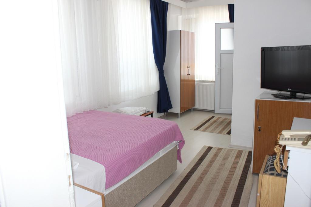 Hotel Ulke Γιάλοβα Δωμάτιο φωτογραφία