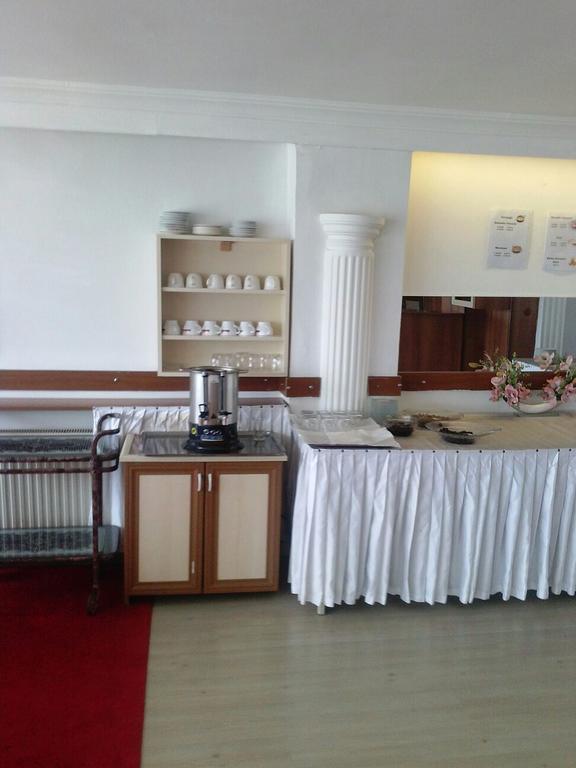 Hotel Ulke Γιάλοβα Εξωτερικό φωτογραφία